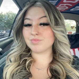 Meet your Posher, Savannah